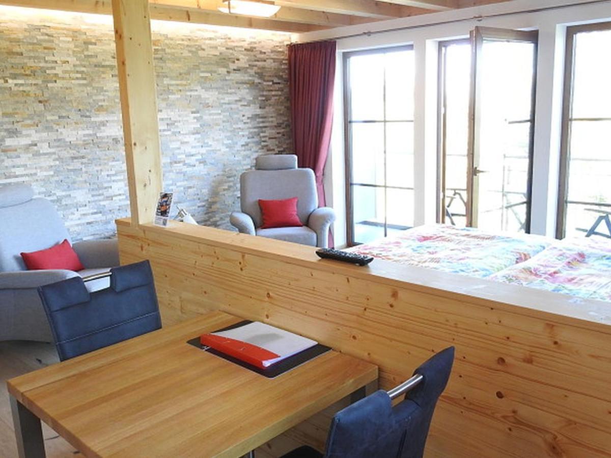 Ferienhaus Albzeit อัลบ์ชตัดท์ ภายนอก รูปภาพ