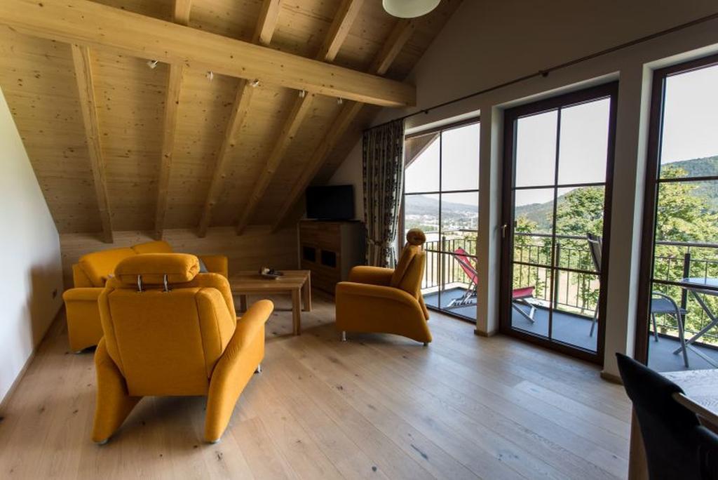 Ferienhaus Albzeit อัลบ์ชตัดท์ ภายนอก รูปภาพ
